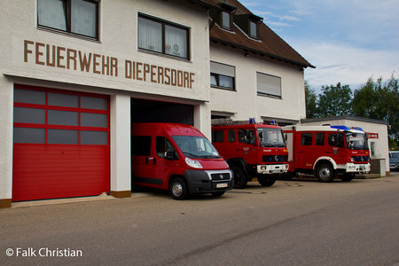 Das MZF mit den beiden Löschgruppenfahrzeugen